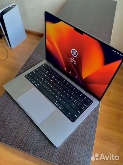 Macbook Pro 14 M2 Pro 16GB 1TB Space Gray