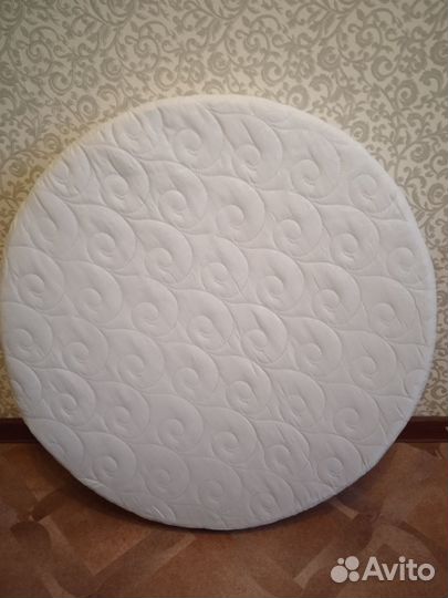 Матрас на круглую кроватку
