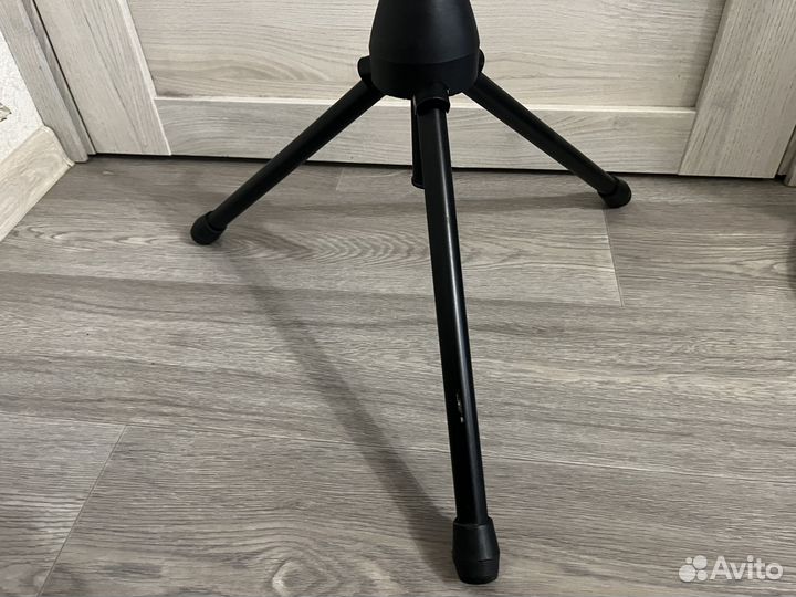 Стойка для микрофона rockdale 3617T