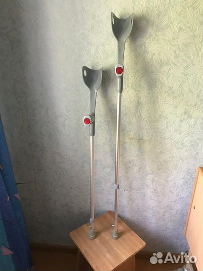 Костыли под локоть