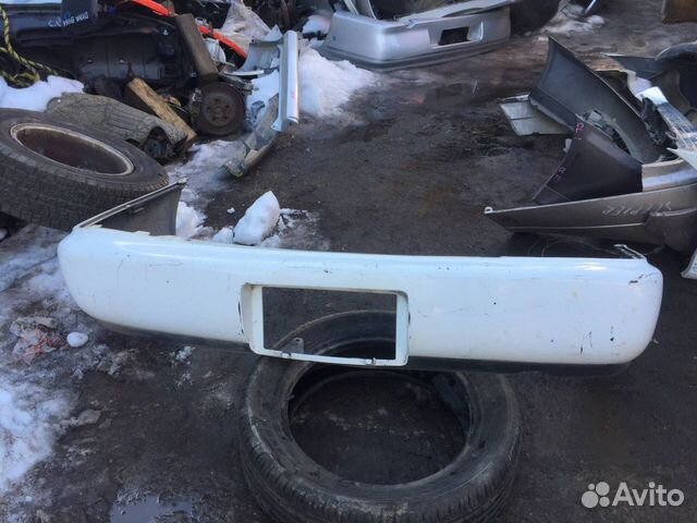 Бампер задний Toyota Corolla AE100