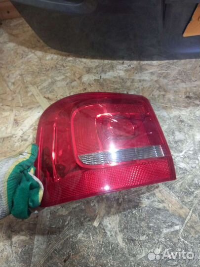 Фонарь задний левый Туран 2 2012 год