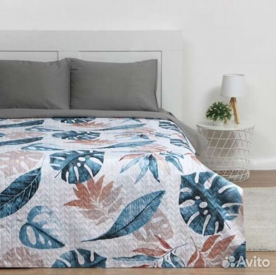 Покрывала стеганные новые