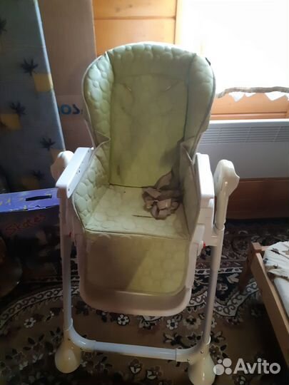 Детский стульчик для кормления