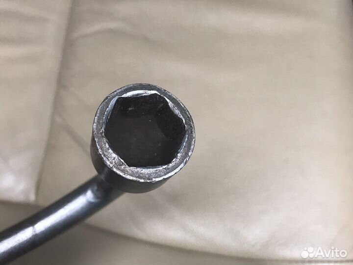 Ключ балонный 19