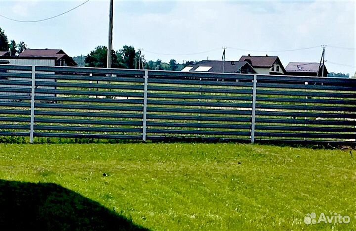 Металлический забор ранчо. Стильно