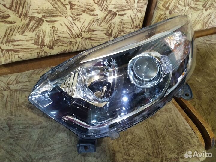 Renault kaptur фара левая галоген