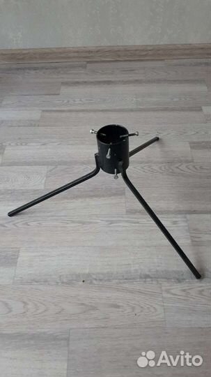 Штатив, металлическая подставка под елку