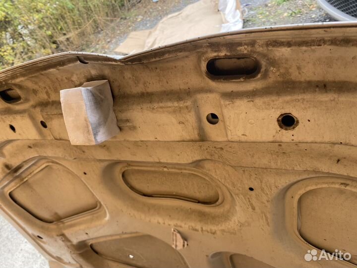 Капот LADA largus