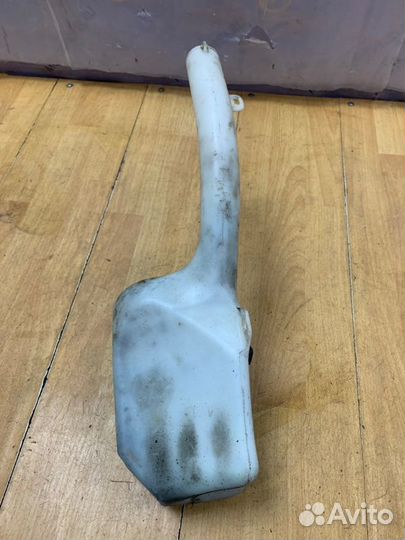 Бачок омывателя Ford Fiesta