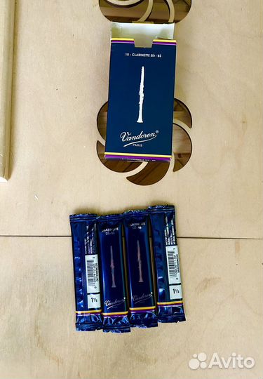 Трости для саксофона и кларнета vandoren в наличии