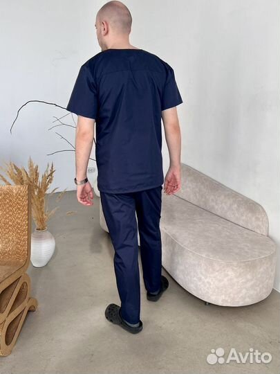 Медицинский хирургический костюм