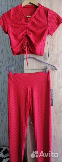 Спортивный костюм женский для фитнеса