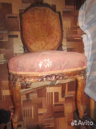Старинный стул