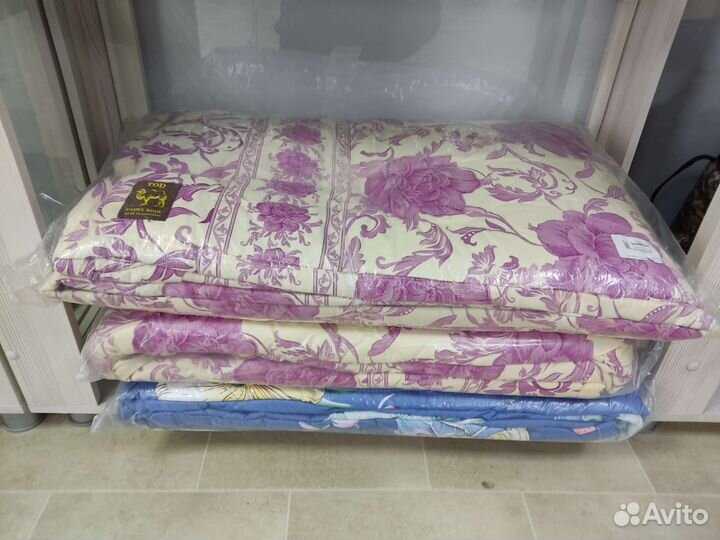 Одеяло из верблюжьей шерсти