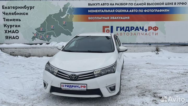 Патрубок радиатора нижний Toyota Corolla (E180) 16572-0D170