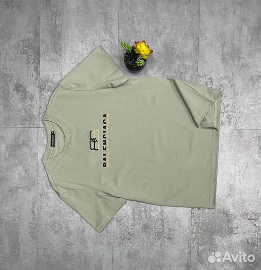 Футболка Balenciaga