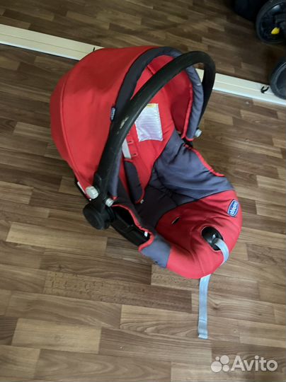 Автокресло chicco 0-12 мес