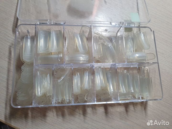 Типсы для наращивания и гель лаки