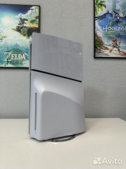 Вертикальная подставка Sony для PlayStation 5
