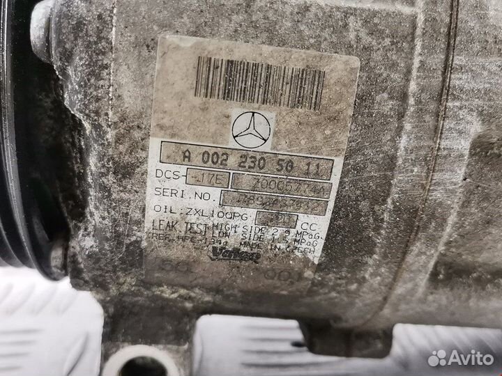 Компрессор системы кондиционирования Mercedes-Benz