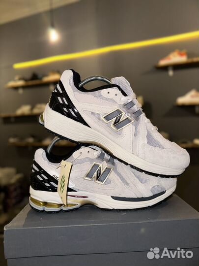 Кроссовки new balance