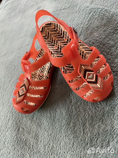Crocs шлепанцы