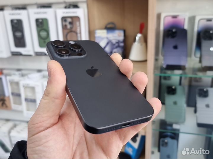 iPhone 15 Pro, 128 ГБ