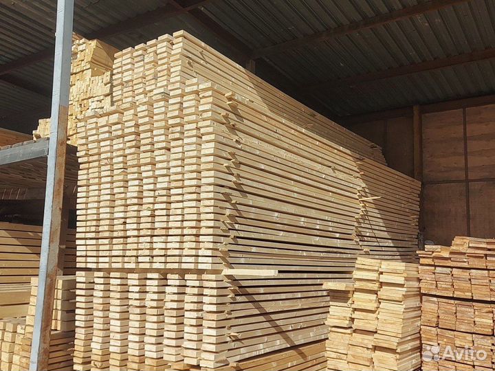 Обрезная доска из ели 25х150х6000