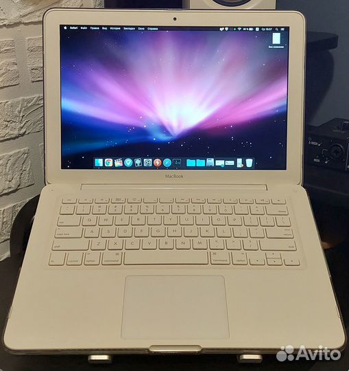 MacBook A1342