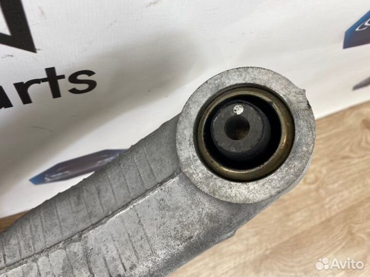 Рычаги подвески задние левые Bmw X5 E70 N52B30AF