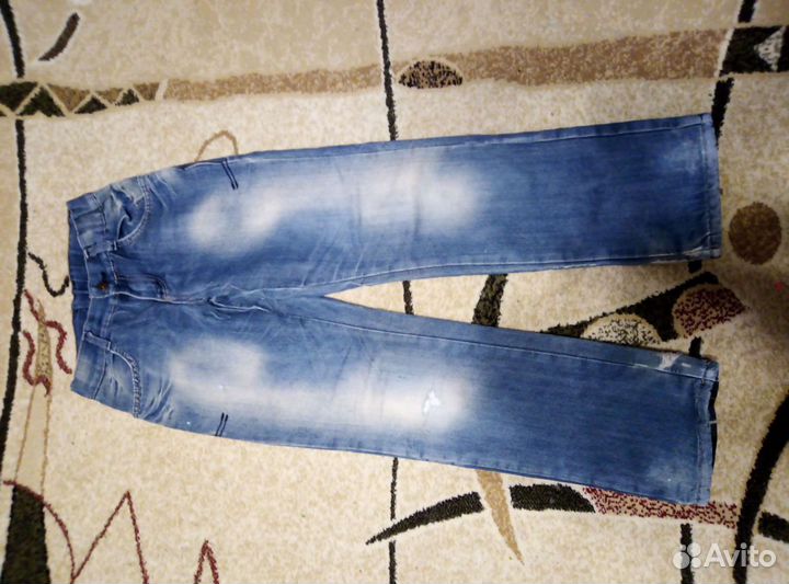 Джинсы
