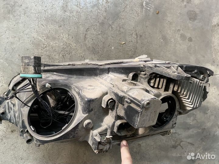 Фара перед левая