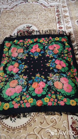 Павловопосадский платок, шаль