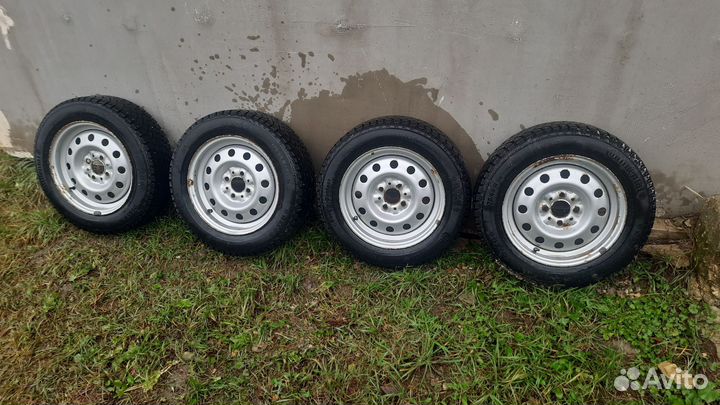 Колеса Continental icecontact 175/65 14R 4шт