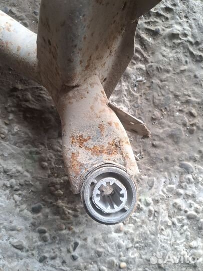 Подрамник задний Ford Mondeo