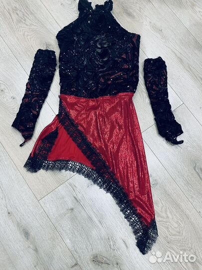 Платье для фигурного катания