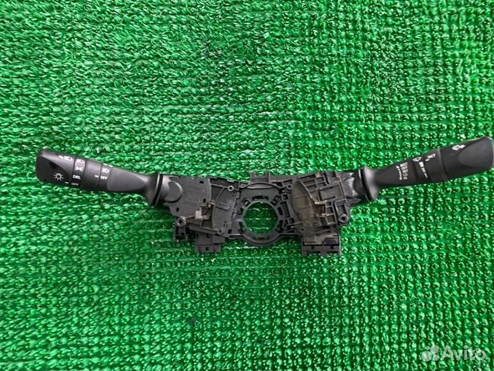 Подрулевой переключатель Toyota Tacoma