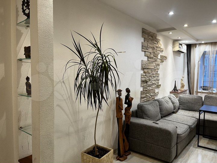 4-к. квартира, 90,6 м², 6/8 эт.