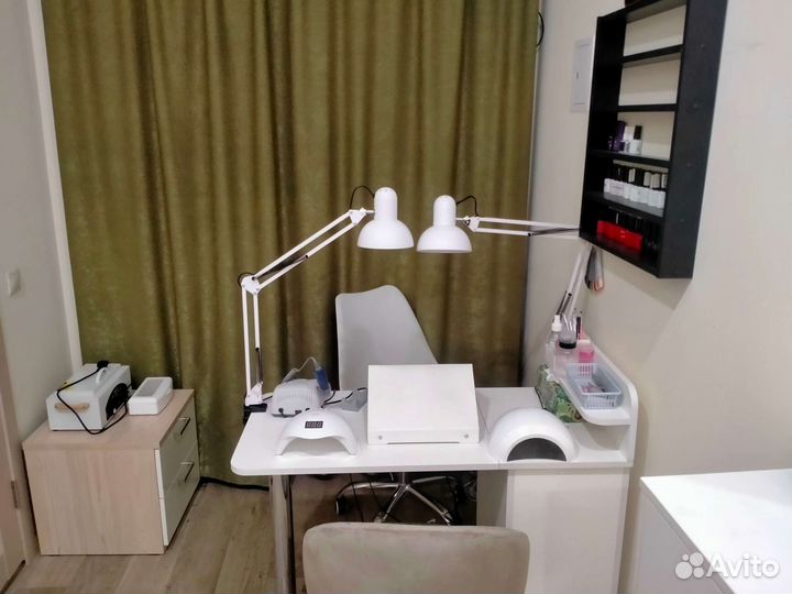 Материалы для маникюра, ручка для аппарата