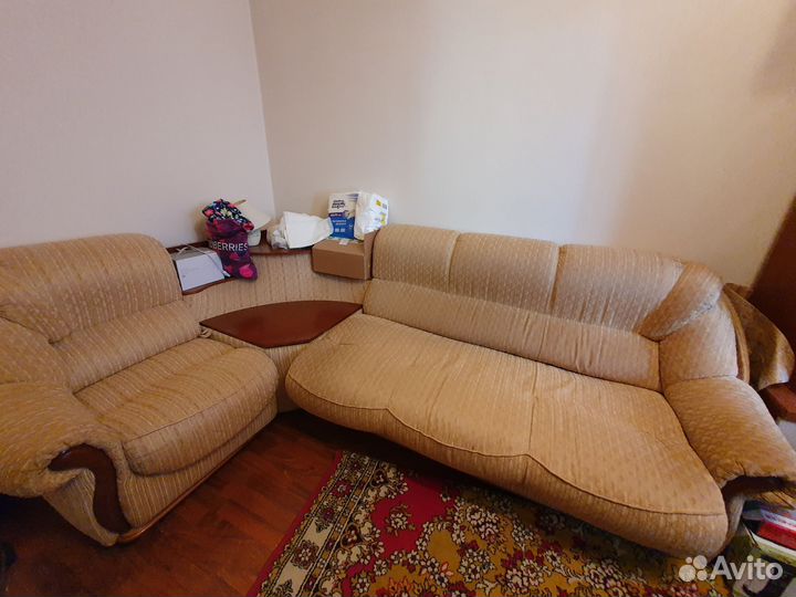 Угловой диван