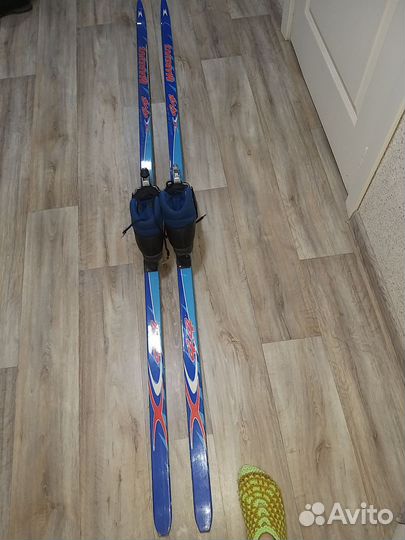 Беговые лыжи