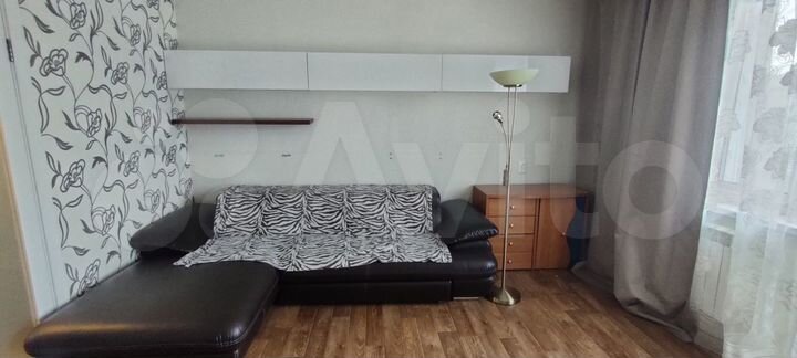 2-к. квартира, 54 м², 5/5 эт.