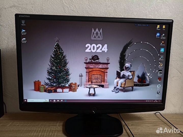 Монитор eMachines E220HQV b