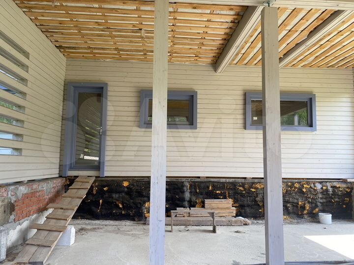 Коттедж 823,1 м² на участке 20 сот.