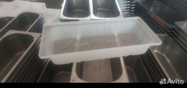 Лоток контейнер для мороженого б.у
