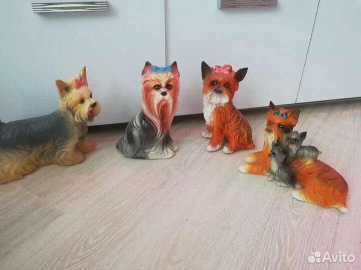 Продам фигурки йорков