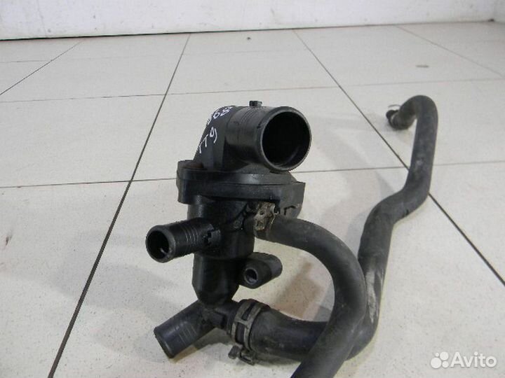 Корпус термостата Форд