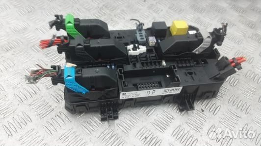 Блок предохранителей opel astra H (MML09M101)