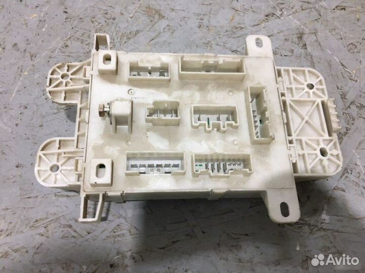 Блок предохранителей салона Chery Tiggo T11